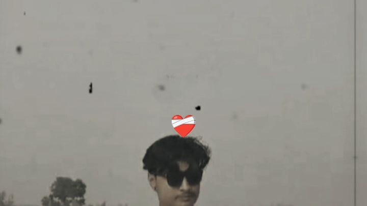 ¥€