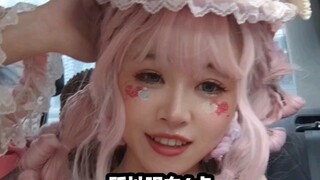 Ngày đầu tiên của Quốc khánh đến hội chợ anime Thành Đô chơi! Làm kiểu tóc dễ thương đáng yêu lắm~