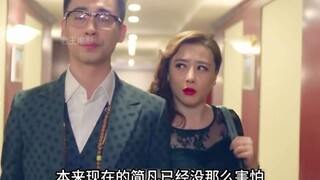 男人用手验钞比机器还快