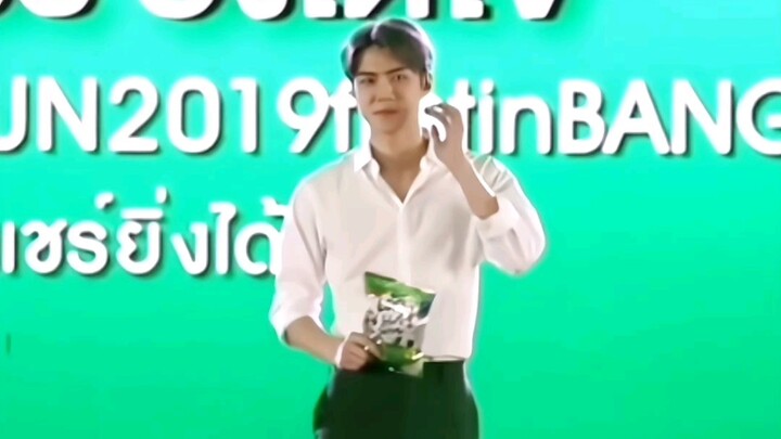 【Wu Shixun】Đến mà xem thế nào là “Vua vóc dáng Hàn Quốc”