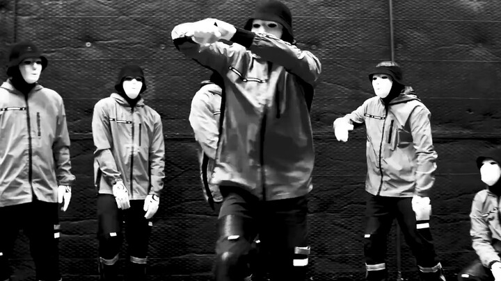 【Perusahaan Tari Topeng】 Improvisasi Keren "SLIDIN" JABBAWOCKEEZ