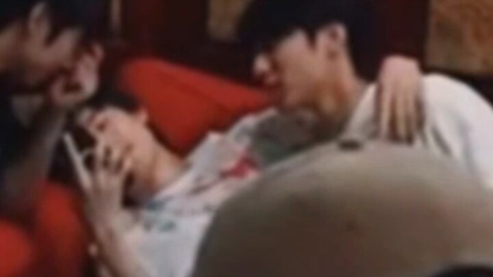 سبب الحذف الفوري للمواد: جحيم المعجبين المخلصين [ون شوان]