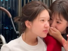 Triệu Lộ Tư lại lại lại