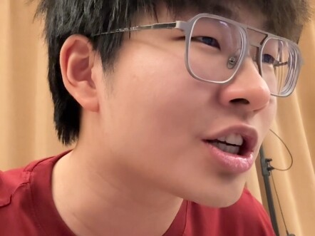 iPhone Air lại chỉ có một loa, hơn nữa còn là loa đặt ở cạnh trên!