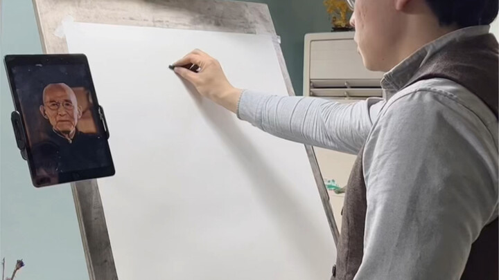 رسمت صورة للأستاذ يو بن تشانغ، الذي كبرت وأنا أشاهد مسرحياته منذ الصغر @يو بن تشانغ