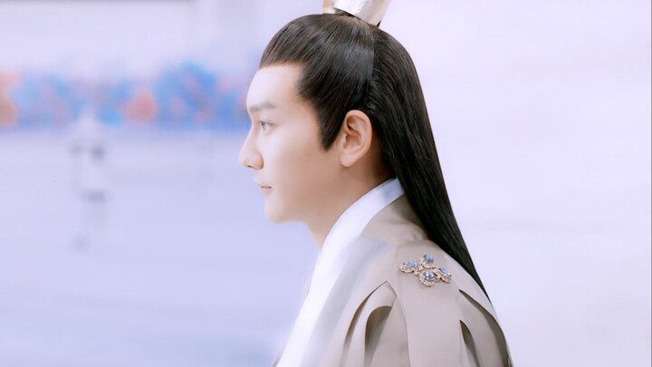 การมีตัวตนของเขาคงเพื่อตอกย้ำความไร้ความสามารถของพระเอกนั่นแหละ ที่แท้เขานี่แหละคือชายผู้กล้าหาญที่ส