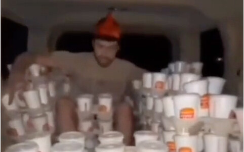 Jalanannya agak bergelombang, sabar sebentar ya