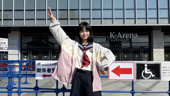 لأن الخلفية كانت تُشغل، لذلك قفزت هكذا M@STERPIECE!