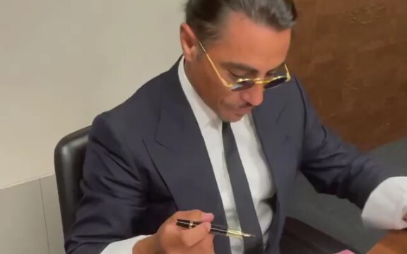 Choose a fountain pen