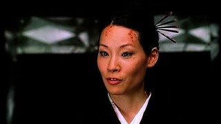 Chết tiệt, những người dì này lại lừa cô, Lucy Liu lẽ ra không nên quá đẹp trai!