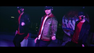 kinjaz membawakan lagu tema Spider-Man: Into the Spider-Verse Sunflower oleh Post Malone ft. Swae Le