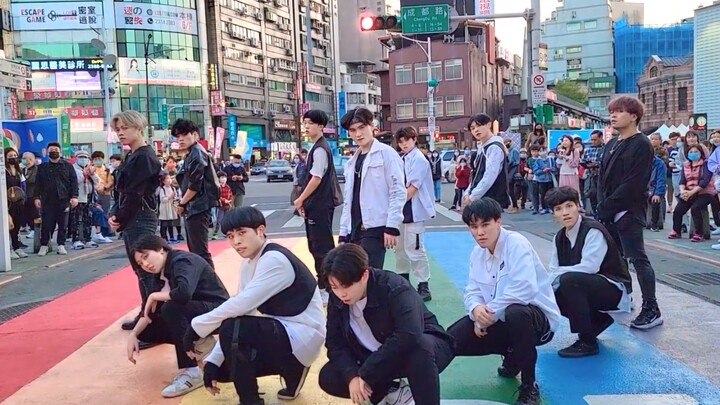 【KPOP IN PUBLIC】TREASURE “MMM” and “Going Crazy” Cover Dance / Onak Xiaochun / Taiwan