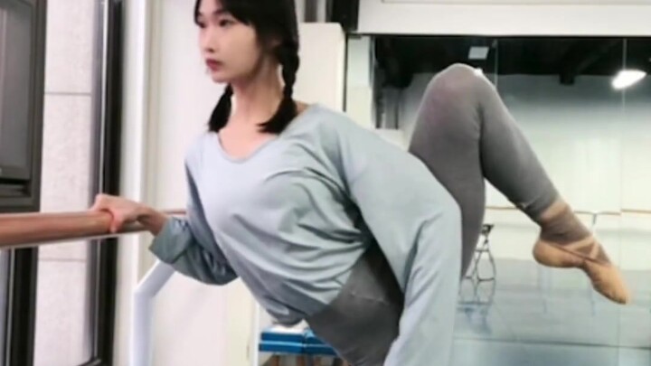 Too Invincible dy Chen Xiaomai Dance Studio Extended Workout (Contact for Copyright Infringement Rem