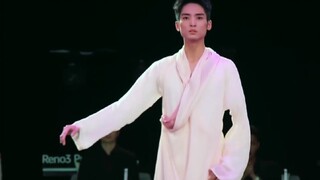 舞者李响  行者《归》去，佛说人间有苦，我亦往之