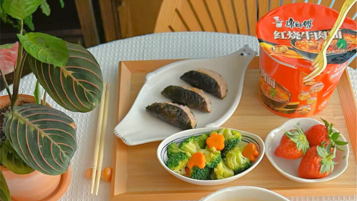 No Repeats for Elementary Schoolers’ Breakfast | On a Snowy Day, a Bowl of Mom’s Braised Beef Noodle