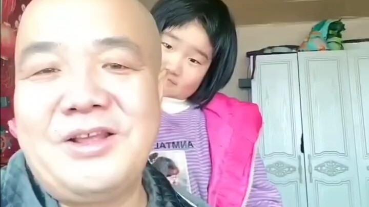 Brother Dao, does your daughter have a dad?