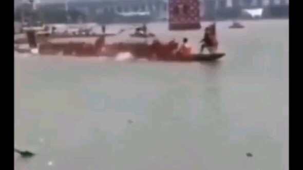 نحن نحتفل بذكرى كيو يوان، وليس إنقاذها