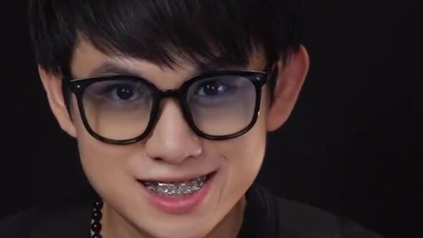 Who can resist the tipsy Mrs. Joel? Joel Foger of Hera Studio!