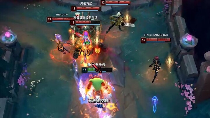 My whole team died, but I took on 5 enemies solo with Rapha! It’s not the hero that’s strong—it’s ME