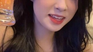 烧烤配小酒 快乐一直有