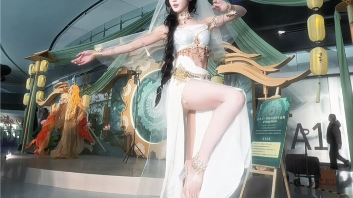 Is this how you’re supposed to dance? Hahaha!