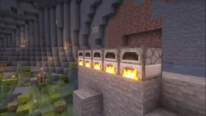 Minecraft: That Friend Who Keeps Building