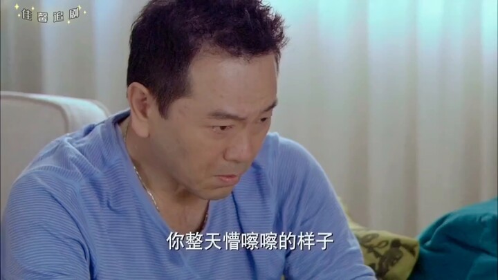 Nữ tổng tài phát hiện chồng đi uống trà trò chuyện với người khác, không khóc lóc nổi giận mà bình t