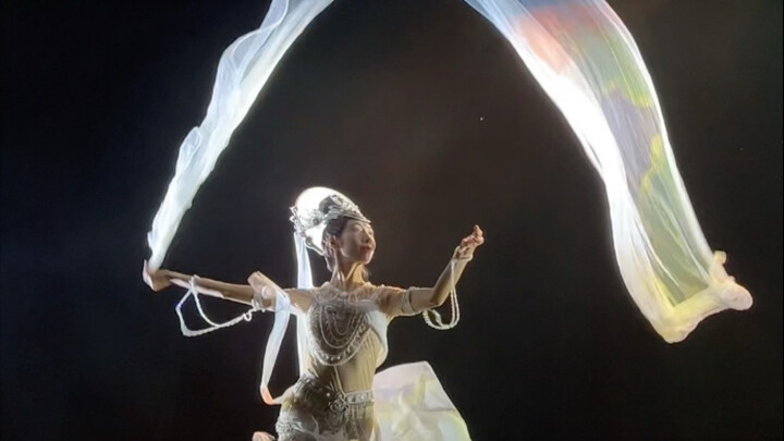 Kỹ nhạc Phi Thiên, âm thanh diệu kỳ ngàn năm, dùng video quảng cáo đổi lấy vé vào rạp Lạc Động Đôn H