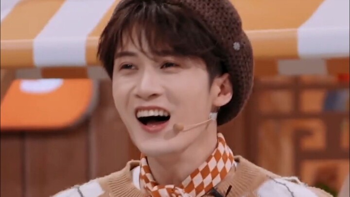การแสดงเต้นรำ Tan Jianci TIME