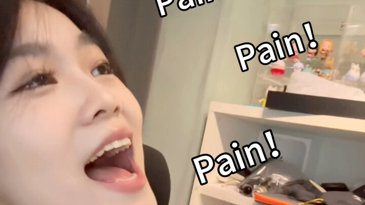 Cười một cái, làm tôi ngẩn người mất rồi