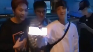 Độ sáng điện thoại của Baekhyun