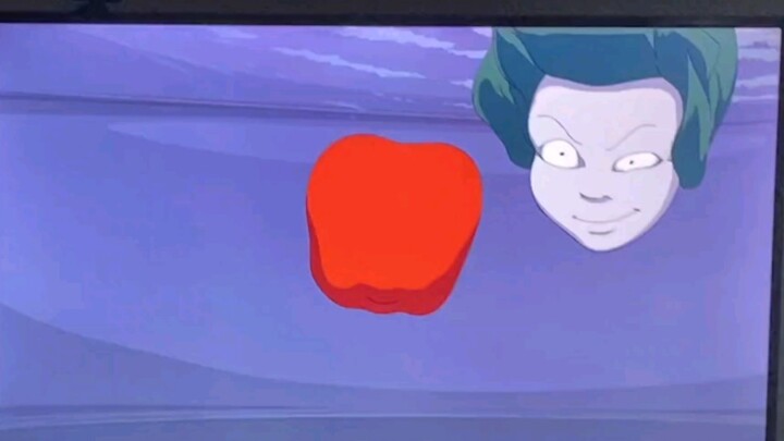 “Tôi rất thích ăn táo.”