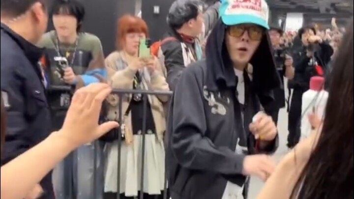 Giving G-Dragon Moutai—Sister Dragon Egg really knows how to cater to his tastes (P2 update: first-p