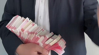 تاريخ تطور مكافأة نهاية العام في مواقع البناء