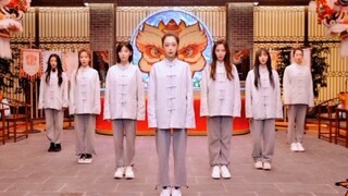 Phiên bản Wing Chun của "Bonbon Girls"! Thật tuyệt vời!