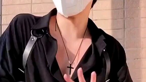 Kawaii guy dancing on tiktok 🥵