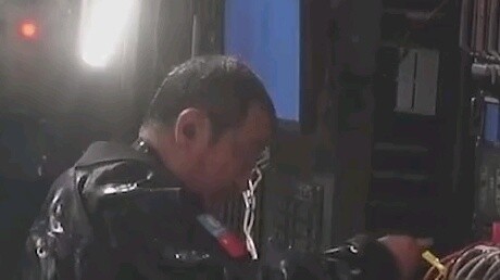 [The Wandering Earth 2] Ning Li plays a bigger role than the sky, and he never forgets to perform de