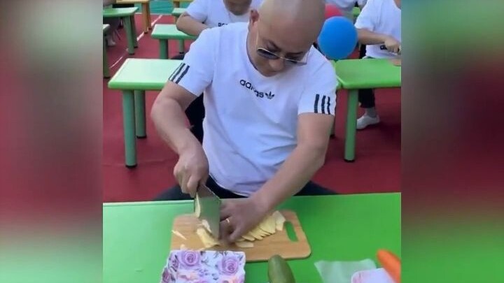 It’s time to show some real skill! This lady’s aim is so precise she got banned by the official acco