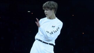 Các vũ công chuyên nghiệp trong giới hip-hop phân tích video cuộc thi đấu của thực tập sinh SM Jay J