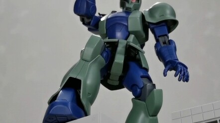 HG Zaku 1 ไม่มีเส้นรั่ว ไม่มีสติ๊กเกอร์น้ำ ไม่ต้องฉีดแฟนซี กลุ่มวีแกน ทหารผ่านศึกไม่มีวันตาย