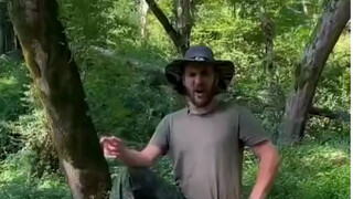 نسخة مقرصنة من لعبة Wilderness Survival