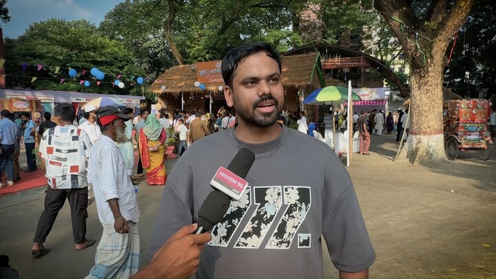 সুইট ফ্যাস্টিভালে গিয়ে নিজের অভিব্যক্তি ব্যক্ত করলেন এক দর্শনার্থী