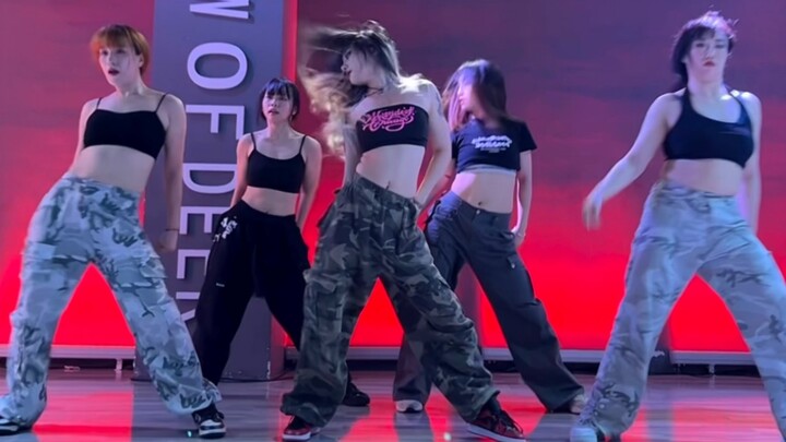 The cool and cool basic jazz "Throw a Fit" is so cool! Choreography by Chouzi