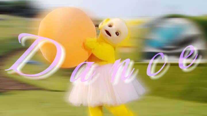 Masuk dan lihat putriku menari