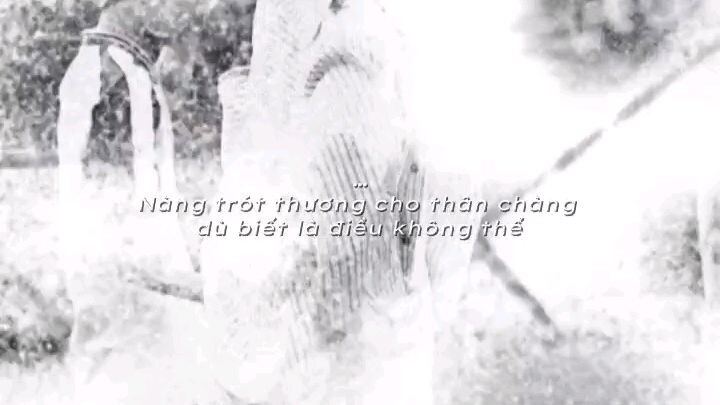 Tuấn Minh nhảy ở trường
