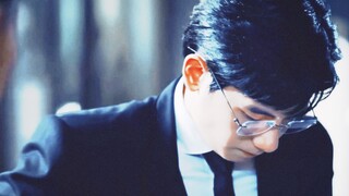 “独 一 份 的 克 制 ”
