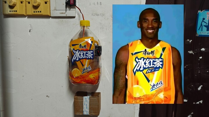 Phòng ký túc của chúng tôi cũng có đèn điều khiển giọng nói cực kỳ ồn ào đấy!