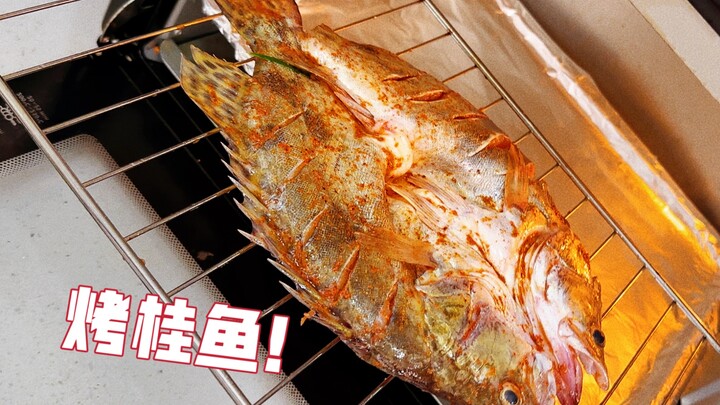 Spicy烤fish made in a home oven—this girl sure is picky! She’ll only eat fish if it’s boneless! This 