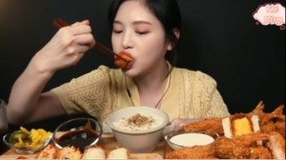 Cơm cùng thịt chiên xù có cả phô mai kéo sợi  phần 2 #mukbang