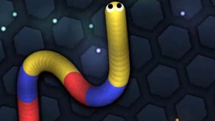 Do you remember Slither.io? 🐍
